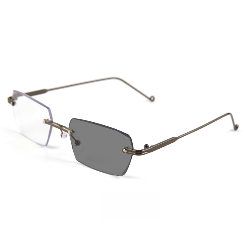 Fokozatosan tisztuló, fényre sötétedő olvasószemüveg